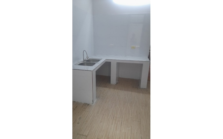 Cho thuê nhà trong ngõ Vĩnh Hưng, Hoàng Mai 28m2, 4 tầng, 2 ngủ, 2 WC, giá chỉ 8.5 Triệu